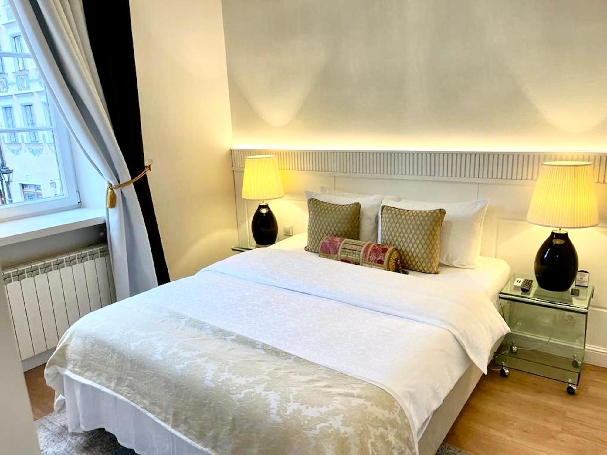 Mondrian Luxury Suites & Apartments Old Town Varsó Szoba fotó