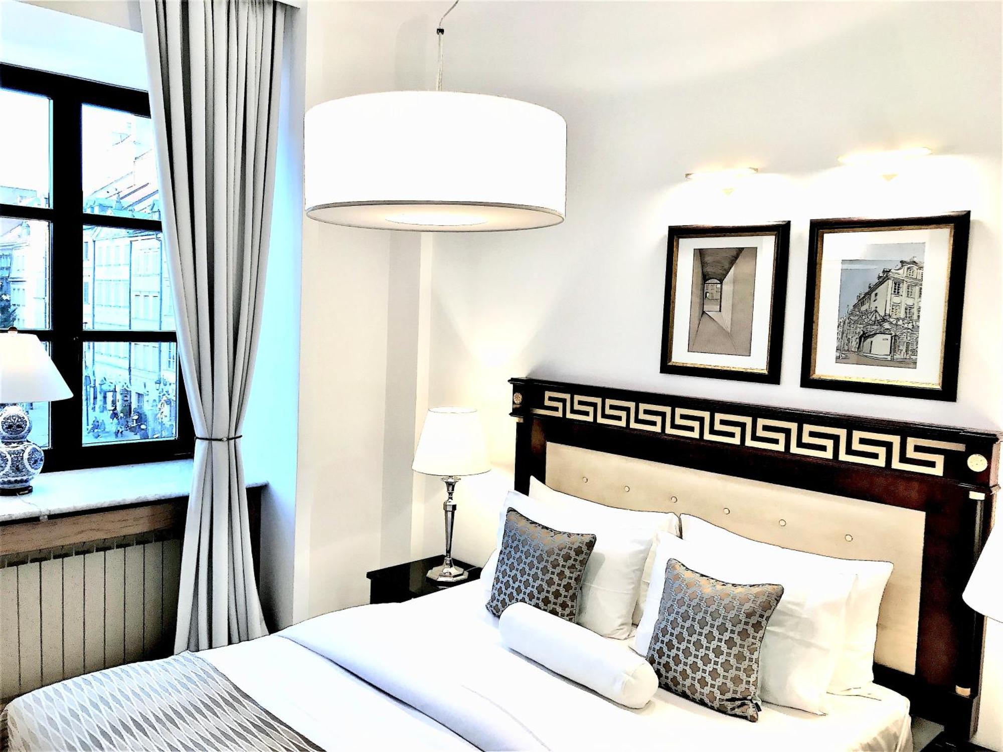 Mondrian Luxury Suites & Apartments Old Town Varsó Szoba fotó