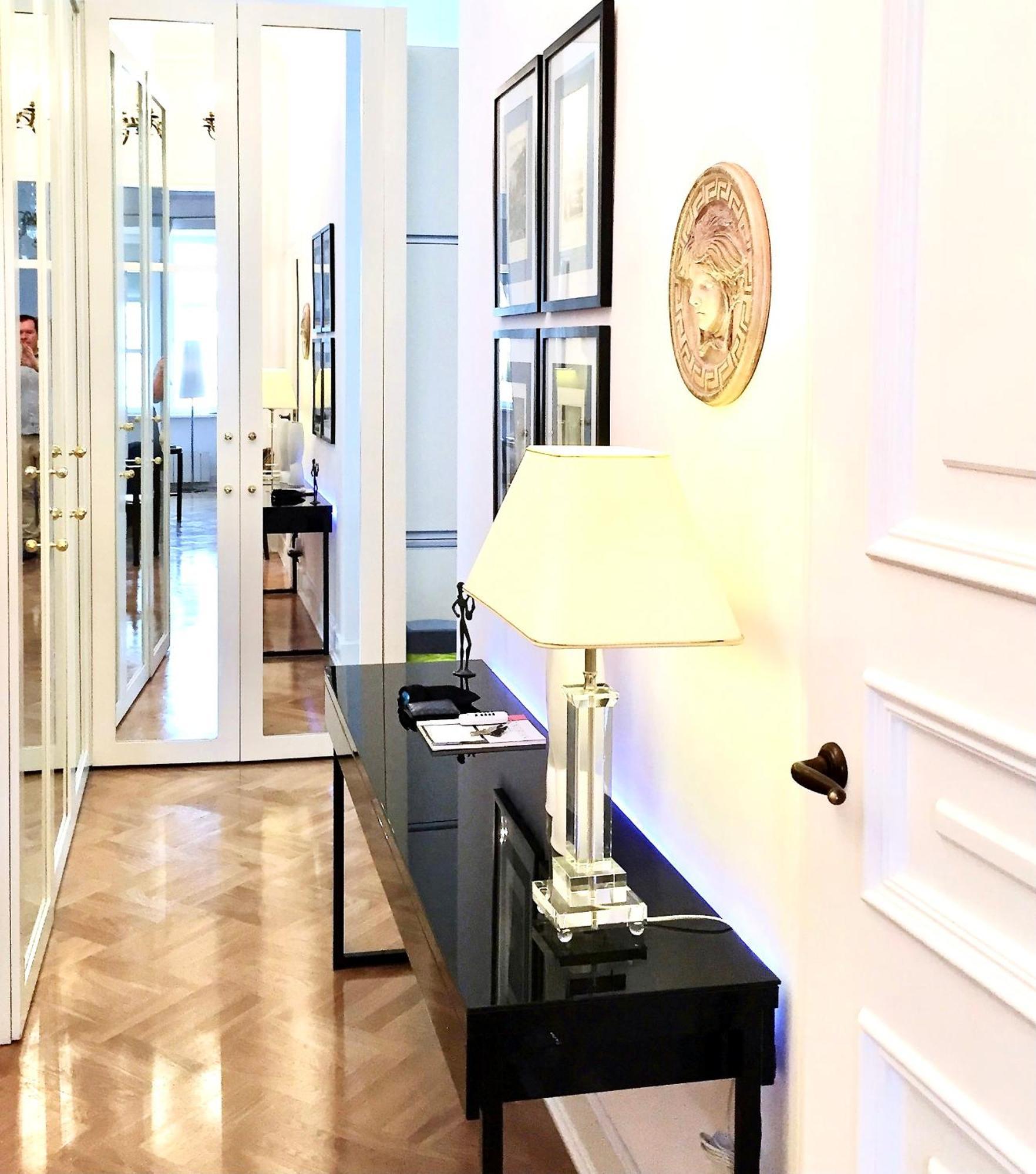 Mondrian Luxury Suites & Apartments Old Town Varsó Szoba fotó