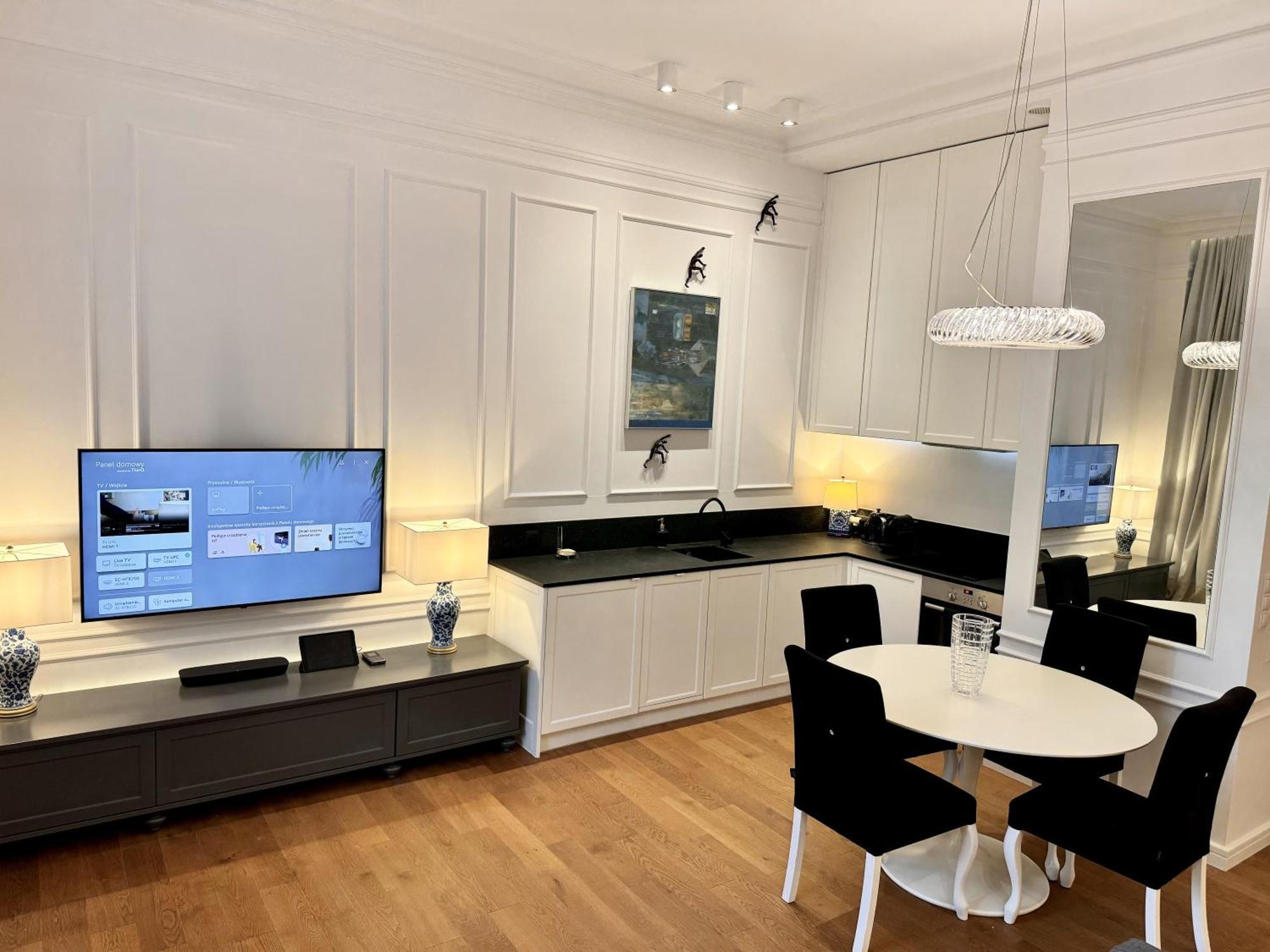 Mondrian Luxury Suites & Apartments Old Town Varsó Szoba fotó
